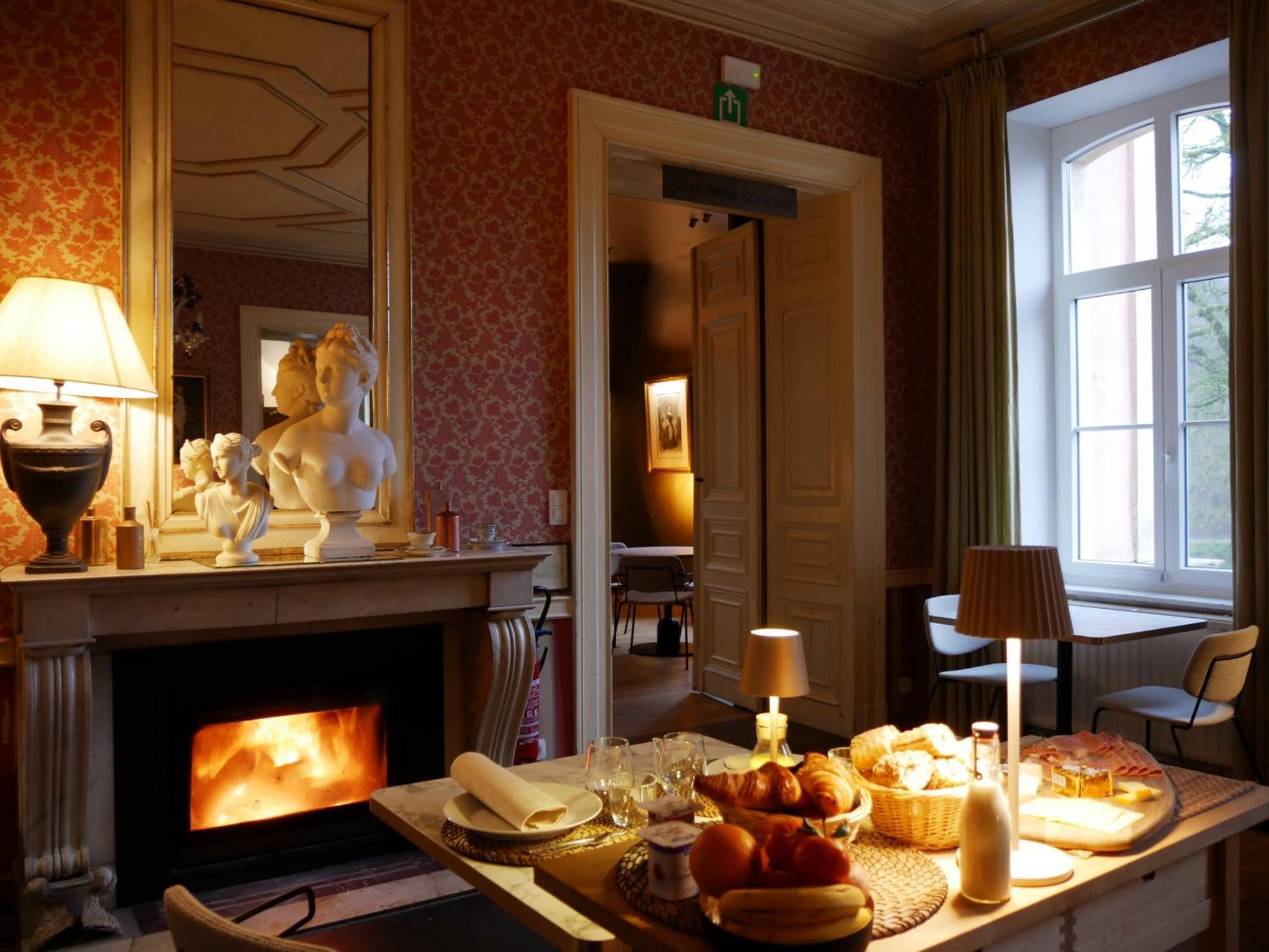 Chateau Du Pont D'Oye Habay-la-Neuve Екстер'єр фото