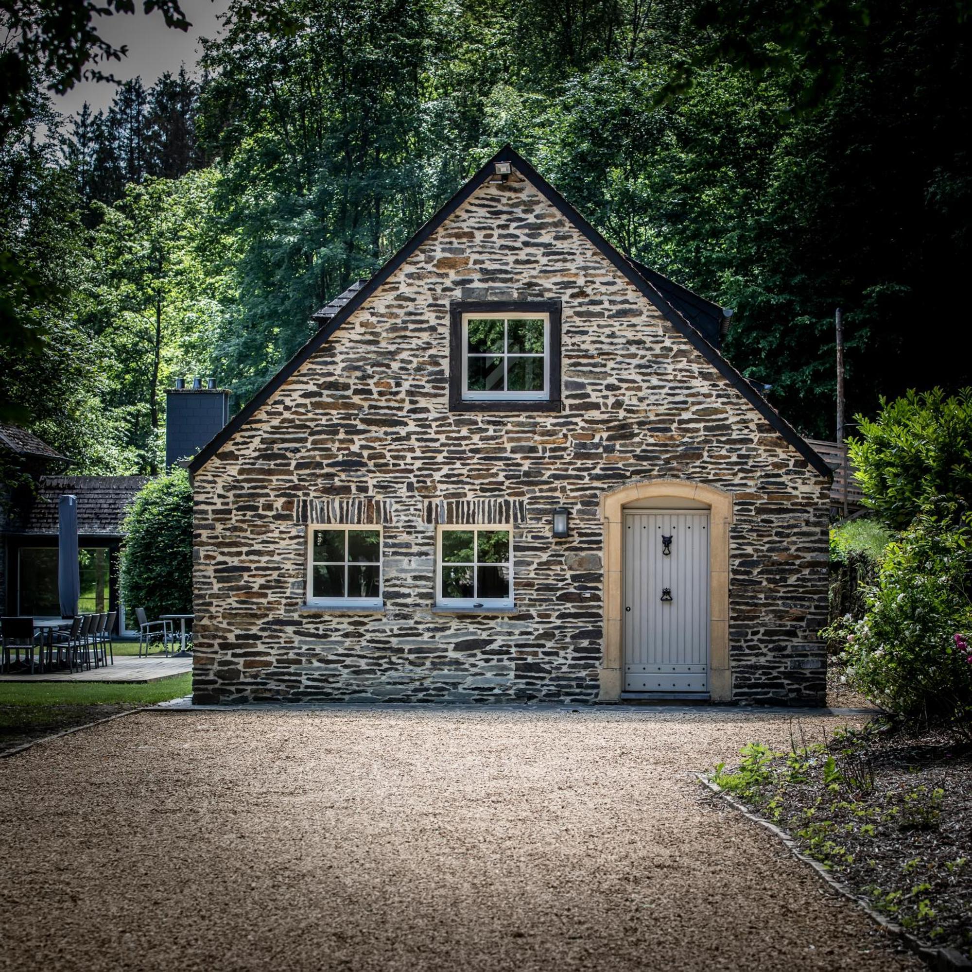 Chateau Du Pont D'Oye Habay-la-Neuve Екстер'єр фото